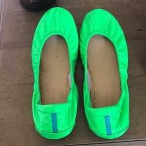 Tieks galactic green sz 8 EUC